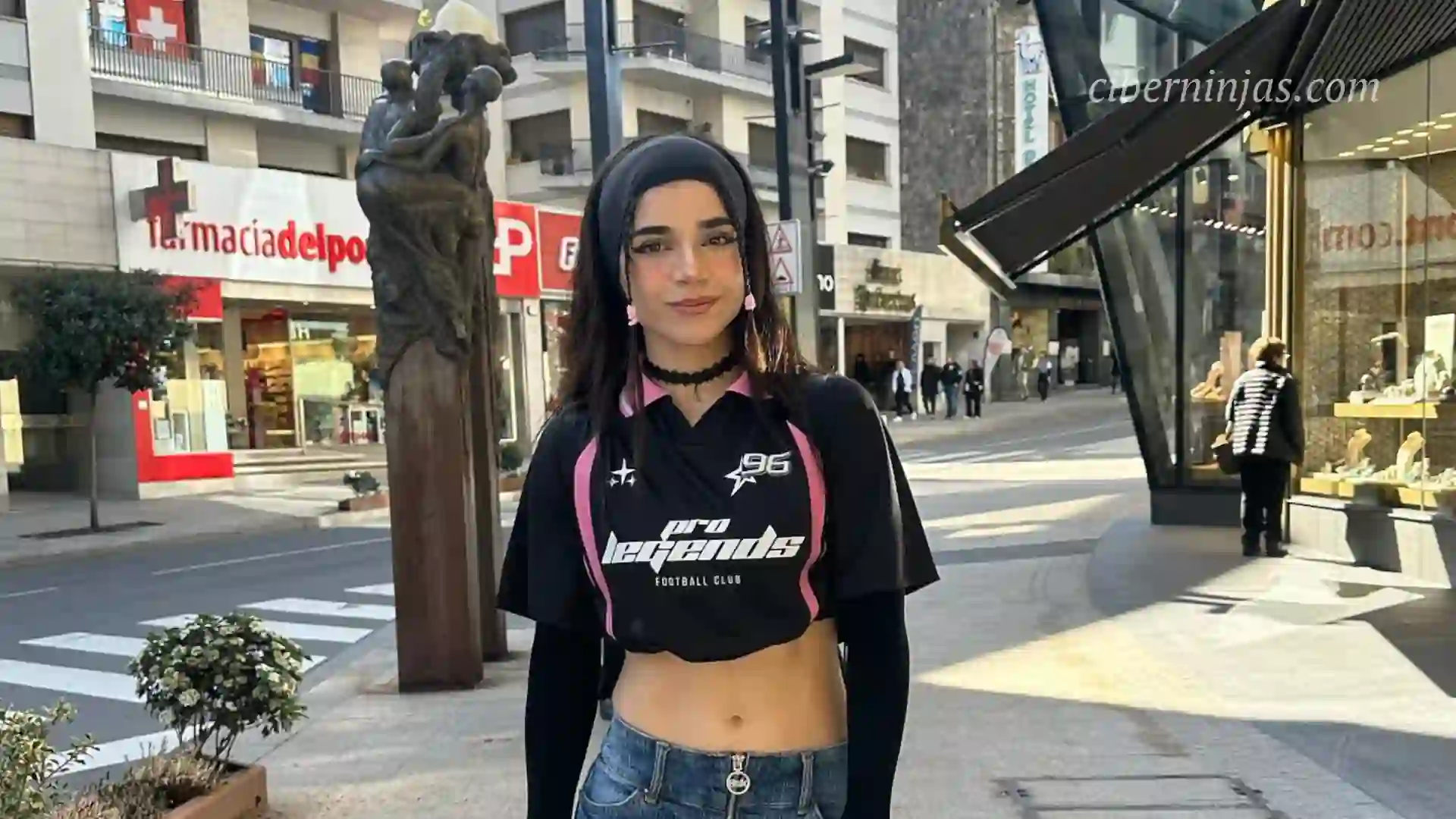 Alana entrana con Islas Vlogs | Streamers | CIBERED