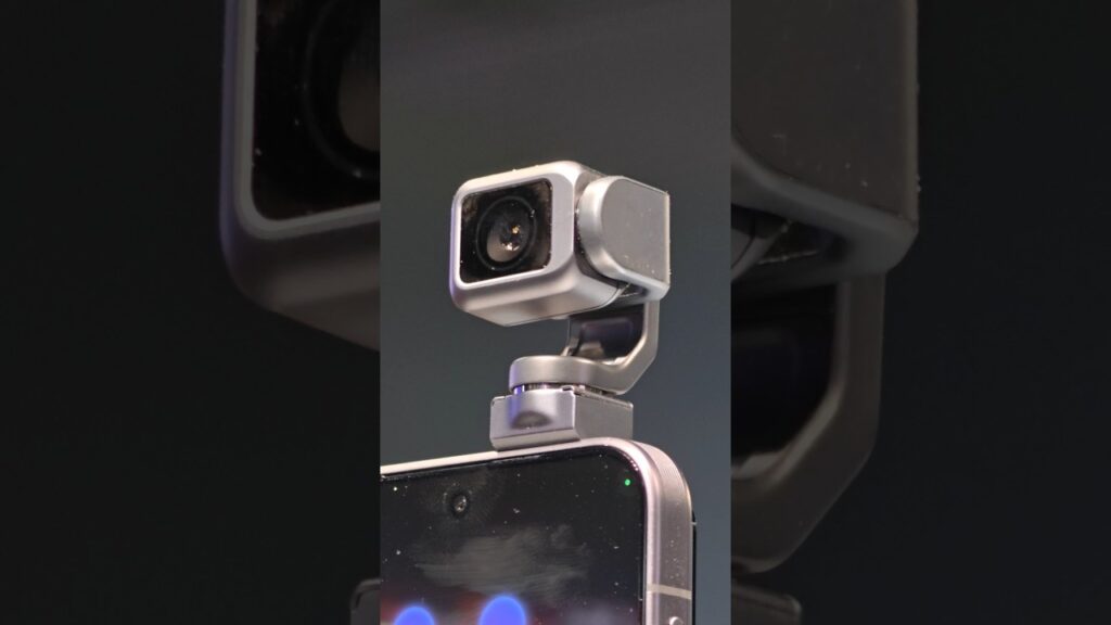 Honor abre las reservas del Robot Phone: el smartphone con una cámara robótica retráctil de titanio visto en CIBERED