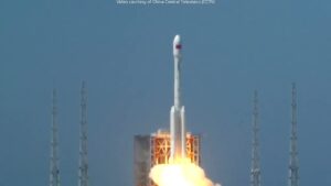 China prepara el lanzamiento de Long March 7A, una de sus mayores apuestas para poner satélites en órbitas altas visto en carrera espacial de CiberED